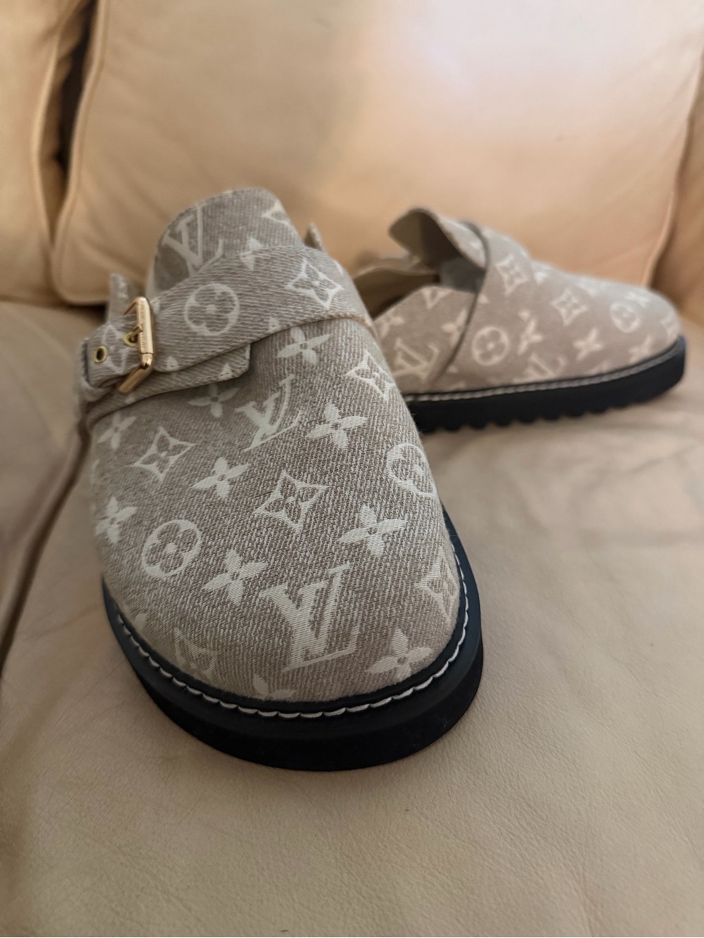 Louis Vuitton Kids Beige Monogram Buckle Slip-Ons